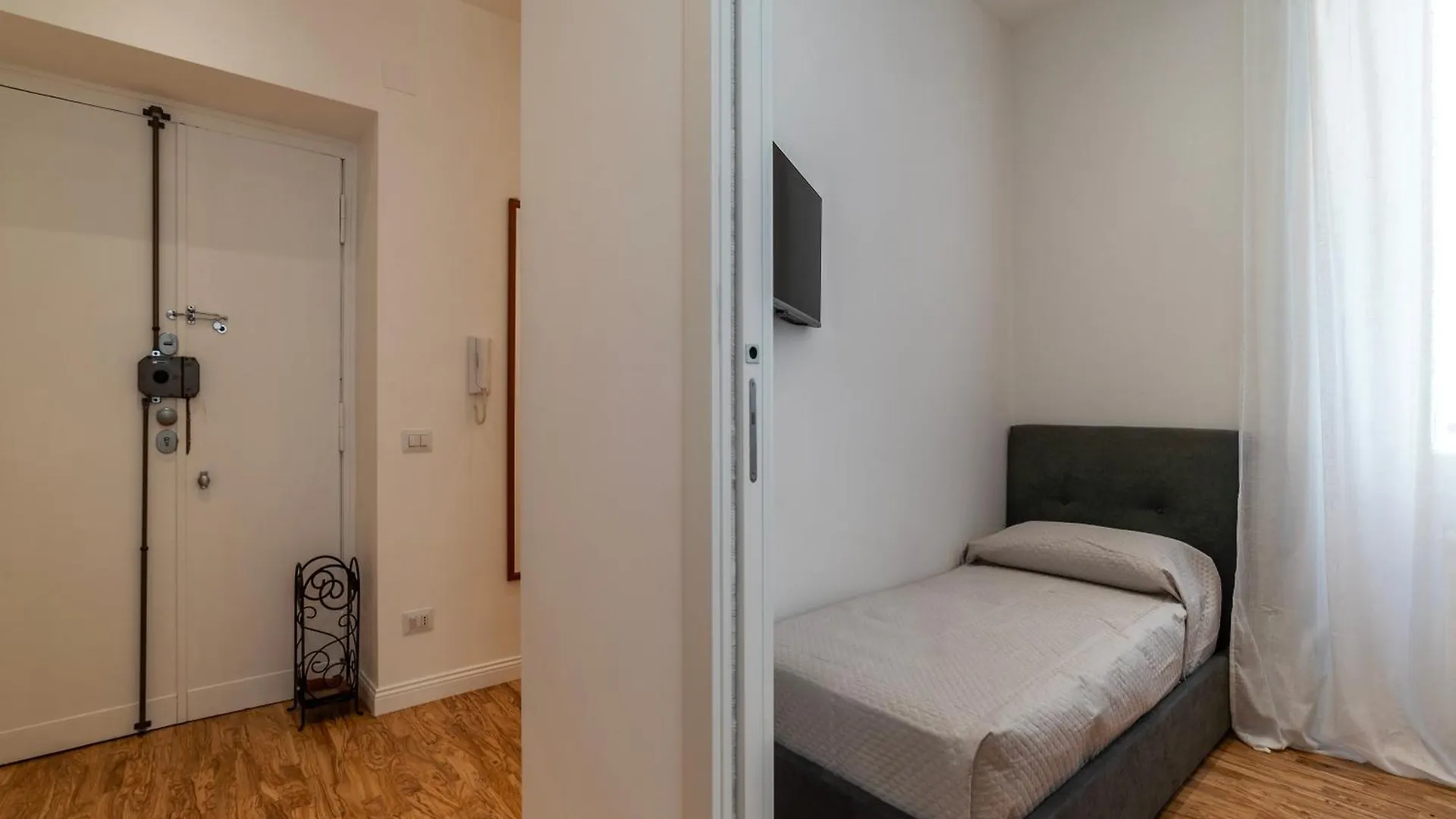 Rome Huge & Cozy Apartment