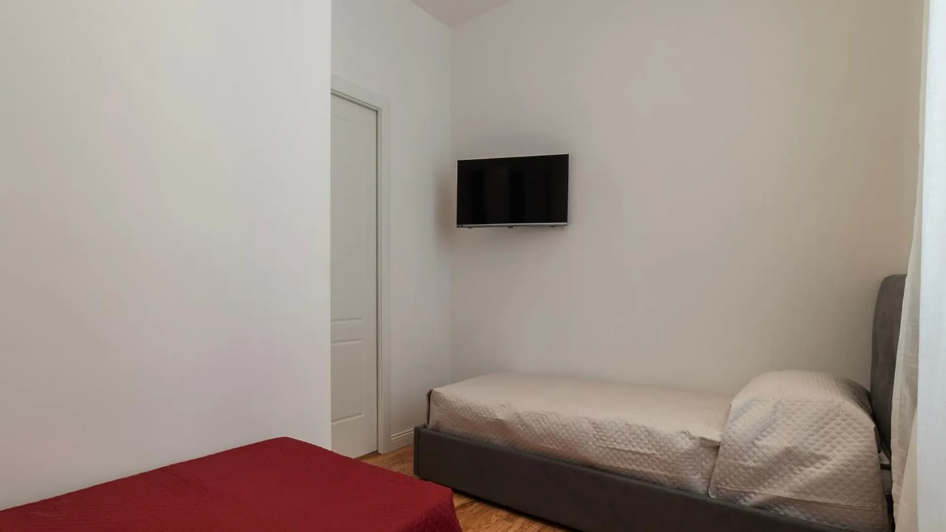 Rome Huge & Cozy Apartment